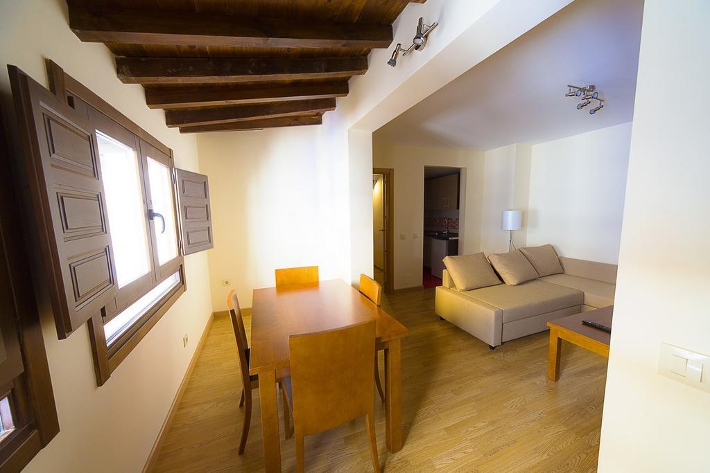 Apartamentos Del Casco Toledo Værelse billede